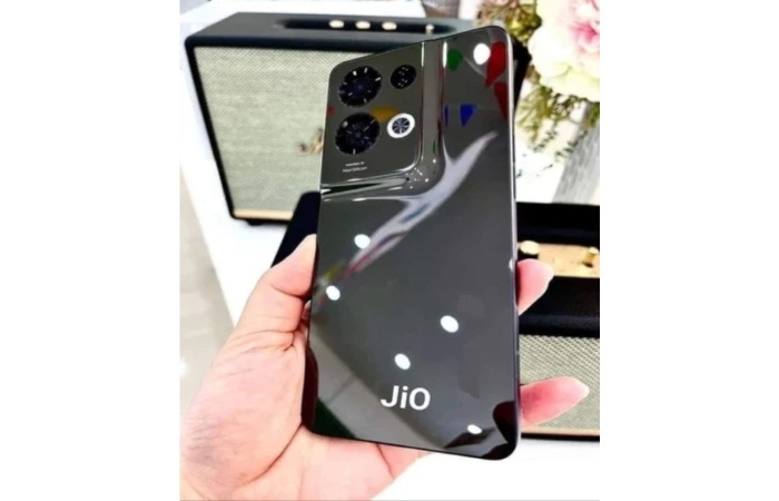 What would the cost of the Jio Phone 5g be_